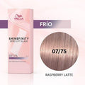 Wella - Coloración SHINEFINITY  07/75 Rubio Medio Marrón Caoba 60 ml